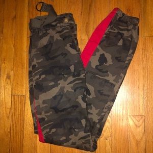 Camp pants